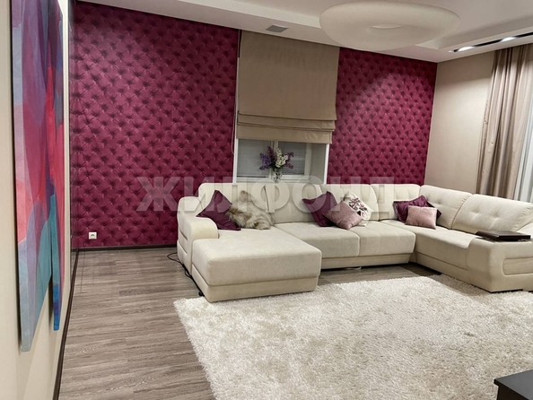 
   Продам дом, 680 м², Новосибирск

. Фото 2.