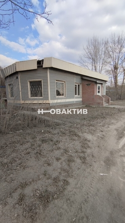 
   Продам торговое помещение, 128 м², Бердское ш, 63

. Фото 2.