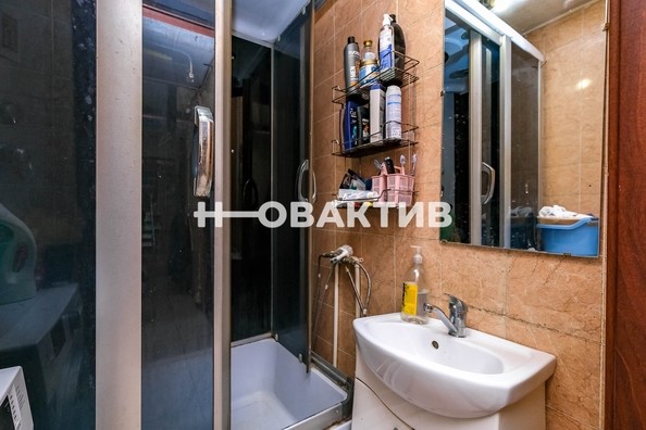 
   Продам 3-комнатную, 61.5 м², Новосибирская ул, 24

. Фото 12.