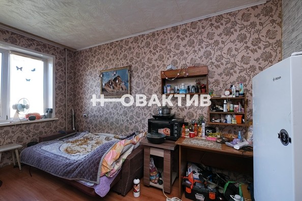 
   Продам 3-комнатную, 61.5 м², Новосибирская ул, 24

. Фото 19.