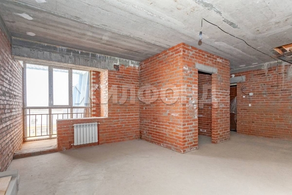 
   Продам 3-комнатную, 138.9 м², К.Маркса ул, 11

. Фото 2.
