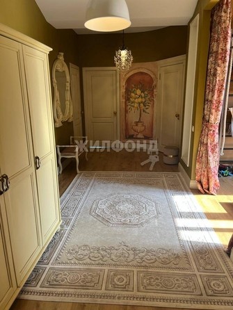 
   Продам 3-комнатную, 122.1 м², 5-й микрорайон, 1

. Фото 2.