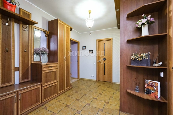 
   Продам 3-комнатную, 76.6 м², Тимирязева ул, 93

. Фото 2.