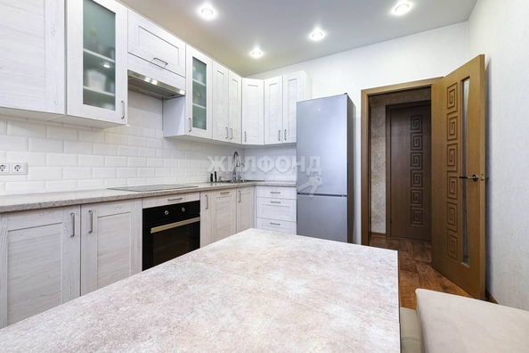 
   Продам 2-комнатную, 72.5 м², Фрунзе ул, 71/1

. Фото 2.