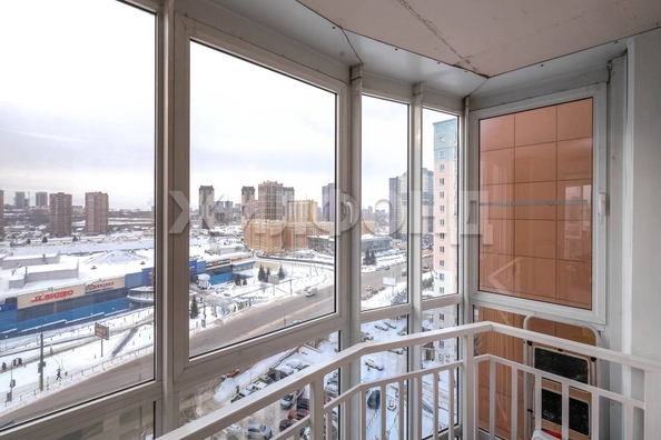 
   Продам 2-комнатную, 72.5 м², Фрунзе ул, 71/1

. Фото 5.
