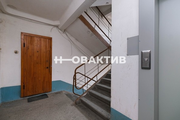 
   Продам 3-комнатную, 68 м², Беловежская ул, 10

. Фото 24.