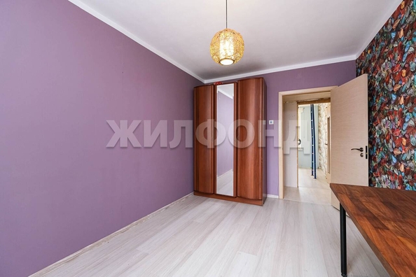 
   Продам 4-комнатную, 80.2 м², В. Высоцкого ул, 5

. Фото 19.
