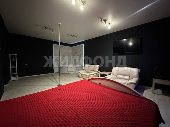 
   Продам 6-комнатную, 221 м², 1-й Римского-Корсакова пер, 5

. Фото 5.