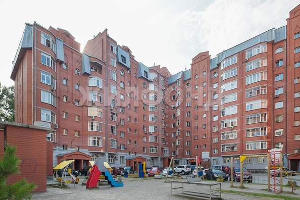 
   Продам 6-комнатную, 221 м², 1-й Римского-Корсакова пер, 5

. Фото 26.