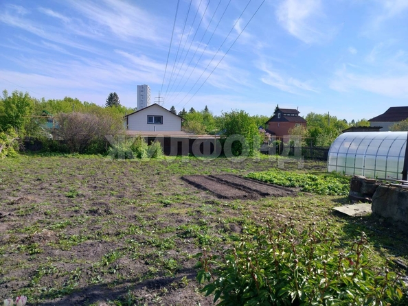 
   Продам дом, 35.6 м², Новосибирск

. Фото 14.