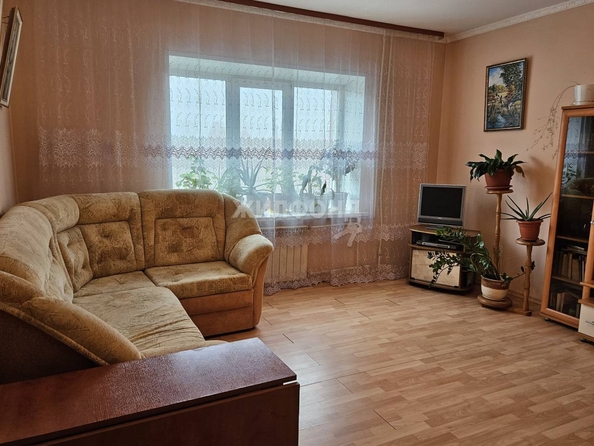 
   Продам 2-комнатную, 69.8 м², Микрорайон тер, 33

. Фото 11.