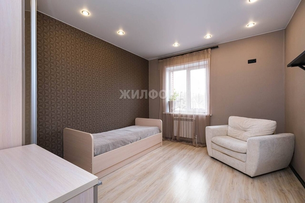 
   Продам дом, 191.2 м², Новосибирск

. Фото 19.