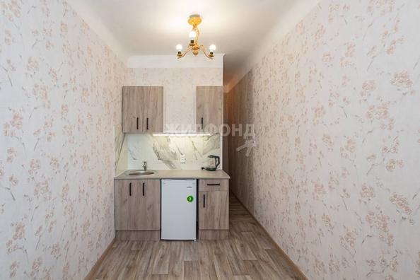 
   Продам комнату, 12 м², Серафимовича ул, 1/1

. Фото 3.