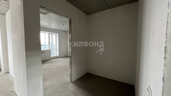 
   Продам 1-комнатную, 39.4 м², Волховская ул, 31

. Фото 3.