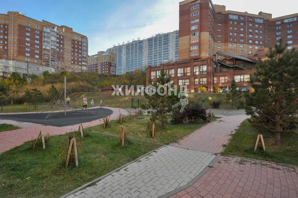 
   Продам 3-комнатную, 81.2 м², Стартовая ул, 1

. Фото 43.