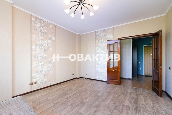 
   Продам 2-комнатную, 65.8 м², Овражная ул, 16

. Фото 8.