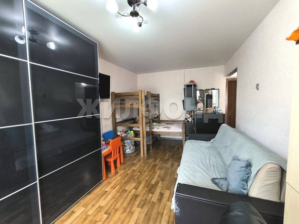 
   Продам 1-комнатную, 29.6 м², Связистов ул, 139

. Фото 2.