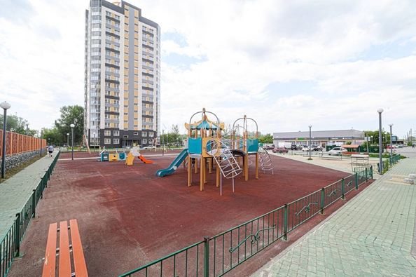 
   Продам 2-комнатную, 55.6 м², Междуреченская ул, 3

. Фото 28.