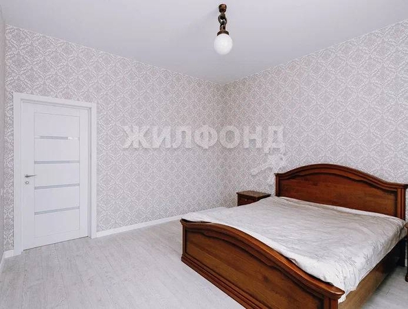 
   Продам 3-комнатную, 80.1 м², 7-й микрорайон, 18

. Фото 16.