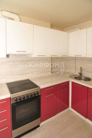 
   Продам 3-комнатную, 60.1 м², Петухова ул, 120

. Фото 14.