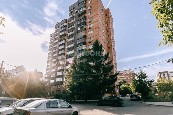 
   Продам 5-комнатную, 186.9 м², Октябрьская ул, 81

. Фото 31.