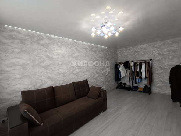 
   Продам 3-комнатную, 56 м², Связистов ул, 125

. Фото 13.