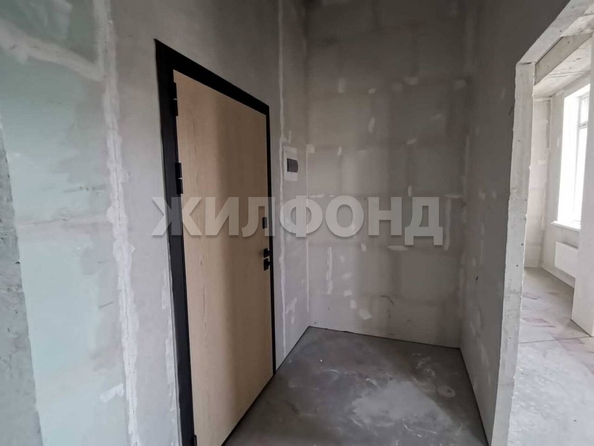 
   Продам студию, 29 м², Лескова ул, 33

. Фото 1.