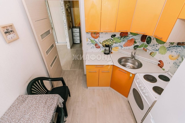 
   Продам 2-комнатную, 43 м², Есенина ул, 35

. Фото 7.