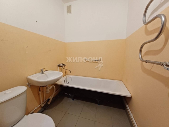 
   Продам 2-комнатную, 45 м², Добролюбова ул, 231

. Фото 11.