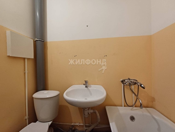 
   Продам 2-комнатную, 45 м², Добролюбова ул, 231

. Фото 12.