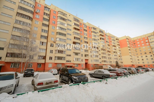 
   Продам 4-комнатную, 76.4 м², Плахотного ул, 74

. Фото 6.