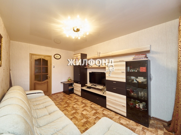 
   Продам 3-комнатную, 55.2 м², Богдана Хмельницкого ул, 6

. Фото 1.