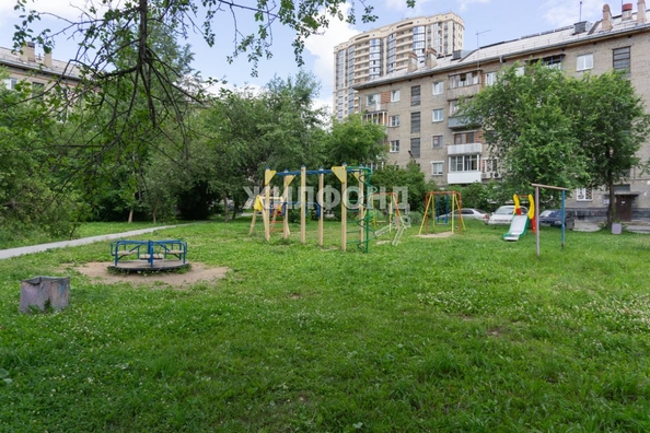 
   Продам 3-комнатную, 55.2 м², Богдана Хмельницкого ул, 6

. Фото 18.