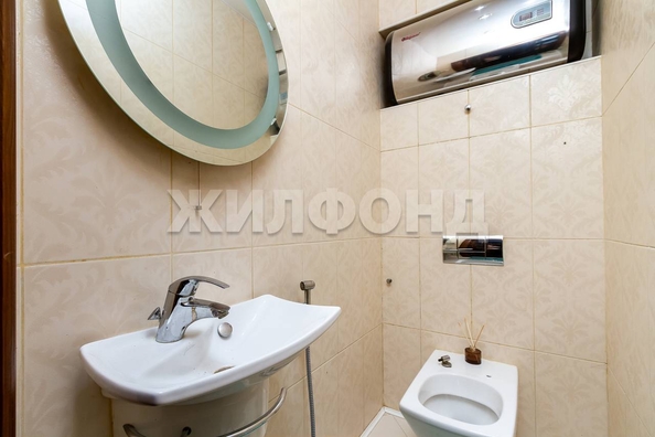 
   Продам 3-комнатную, 109.4 м², Дуси Ковальчук ул, 252

. Фото 19.
