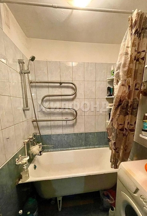 
   Продам 4-комнатную, 69.9 м², Невельского ул, 85

. Фото 9.