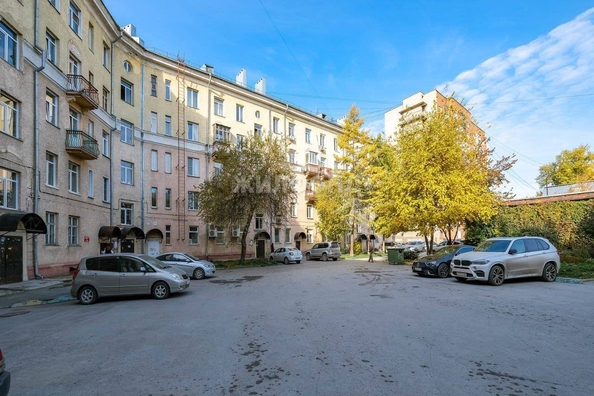 
   Продам 2-комнатную, 53 м², Дзержинского пр-кт, 1а

. Фото 9.