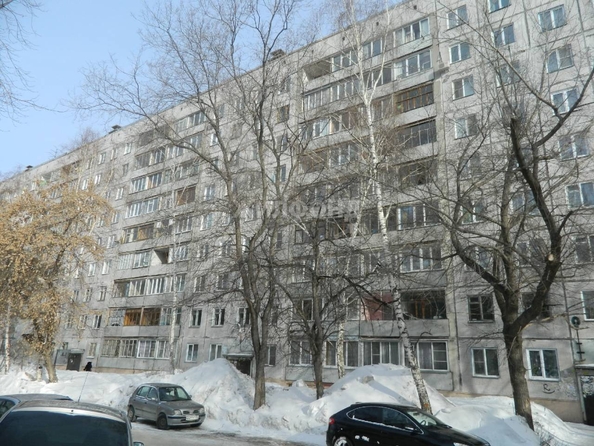 
   Продам 3-комнатную, 70.8 м², Кропоткина ул, 127

. Фото 4.