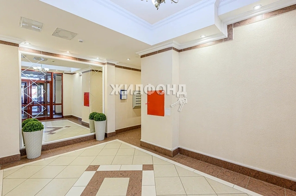 
   Продам 4-комнатную, 143 м², Романова ул, 25

. Фото 35.