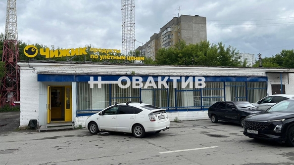 
   Продам торговое помещение, 601.8 м², Ученическая ул, 2

. Фото 4.