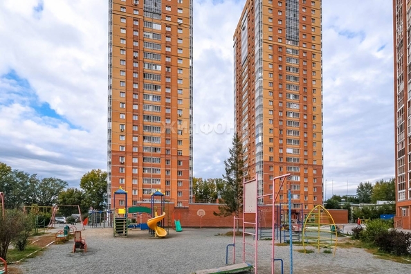 
   Продам 2-комнатную, 60 м², Оловозаводская ул, 15

. Фото 35.