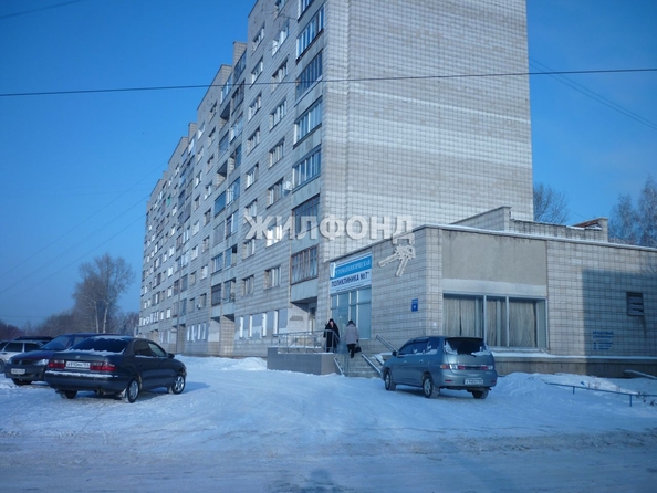 
   Продам 1-комнатную, 35.1 м², Сибиряков-Гвардейцев ул, 57

. Фото 2.