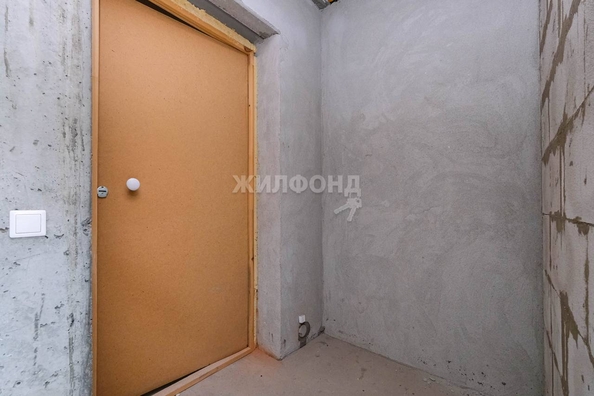 
   Продам 1-комнатную, 32.3 м², Дзержинского пр-кт, 32а

. Фото 6.