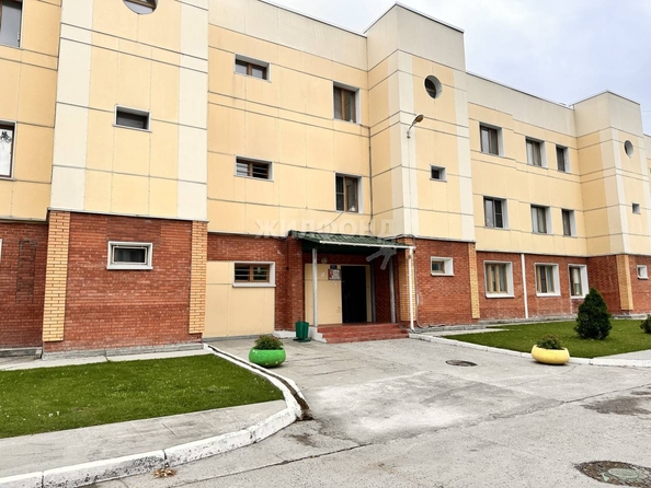 
   Продам 1-комнатную, 32.2 м², Сибирский мкр, 10

. Фото 6.