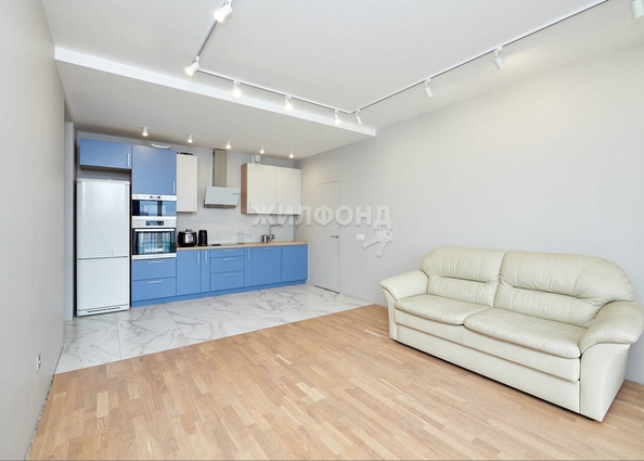 
   Продам 3-комнатную, 81.6 м², Кошурникова ул, 23

. Фото 1.