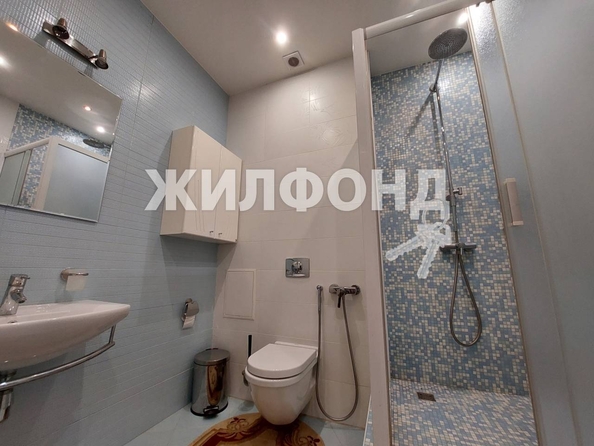 
   Продам 3-комнатную, 117.4 м², Щетинкина ул, 49

. Фото 20.