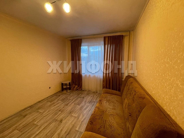 
   Продам 3-комнатную, 60.8 м², Русская ул, 9

. Фото 6.