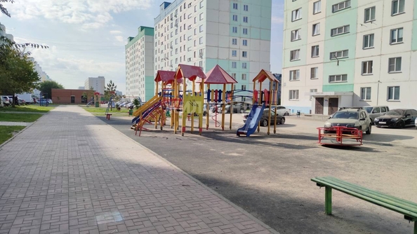 
   Продам 2-комнатную, 52.6 м², В. Высоцкого ул, 41/2

. Фото 22.