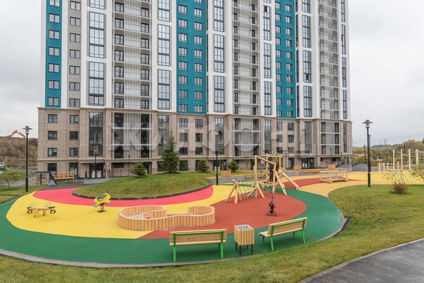 
   Продам 3-комнатную, 71.3 м², Сухарная ул, 109

. Фото 45.