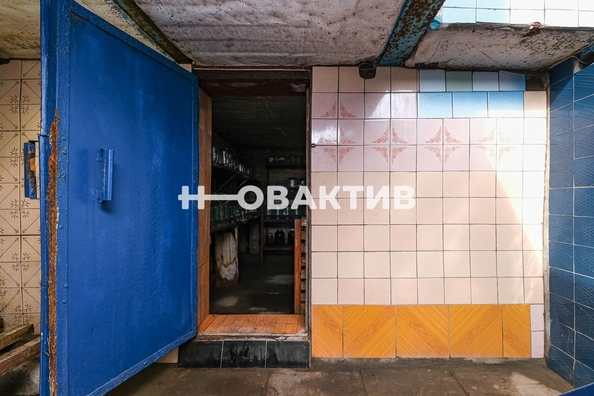 
  Продам гараж, 30 м², Новосибирск

. Фото 12.