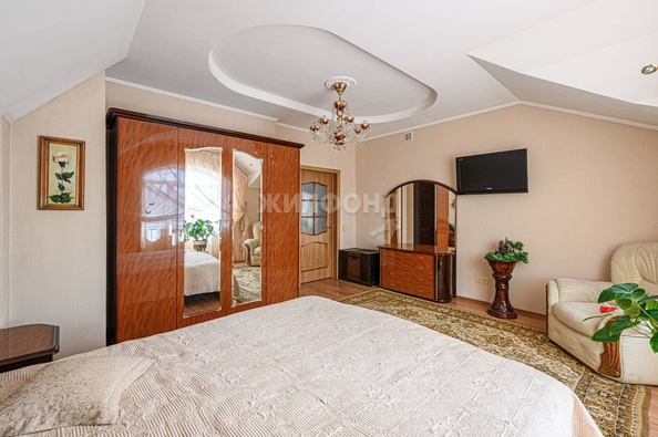 
   Продам дом, 230 м², Юный Ленинец

. Фото 10.